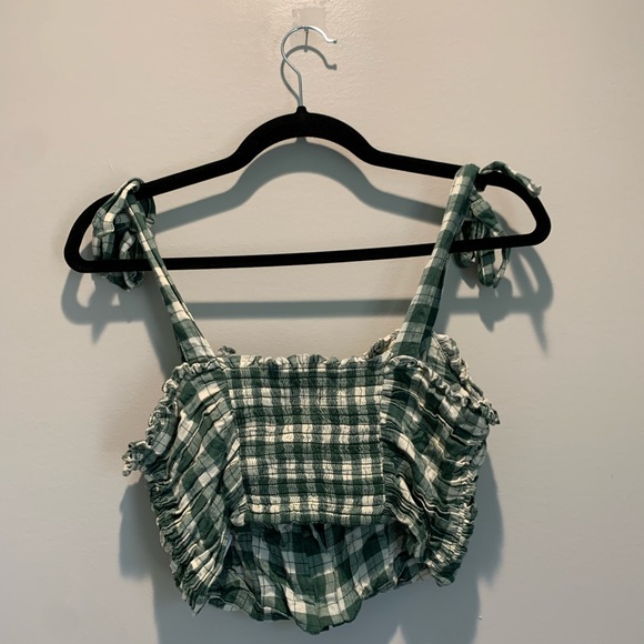 Urban Outfitters Green Gingham Tie Crop Top - Picture 6 of 6